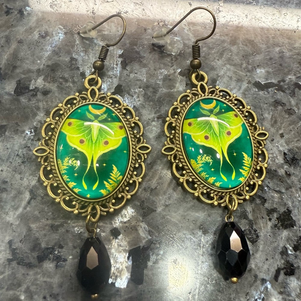 NWOT Gold, Green & Black Detailed Dangling Moth Earrings